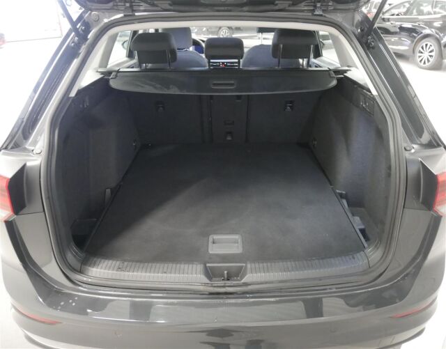 VOLKSWAGEN Golf 2022 Variant Comfort 1,0 TSI 81 kW, webasto, adapt.vakkari, Pörhö takuu!