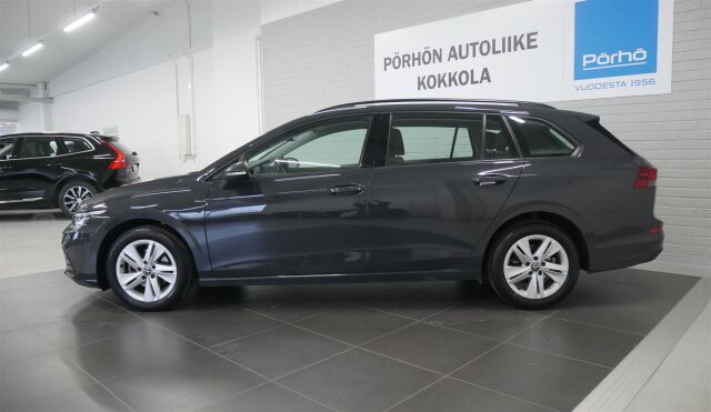 VOLKSWAGEN Golf 2022 Variant Comfort 1,0 TSI 81 kW, webasto, adapt.vakkari, Pörhö takuu!