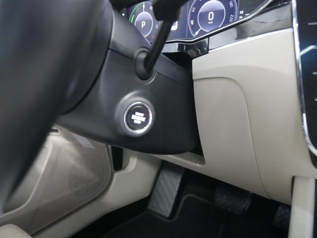 SKODA Superb 2020 1,4 TSI L&K iV DSG Autom.