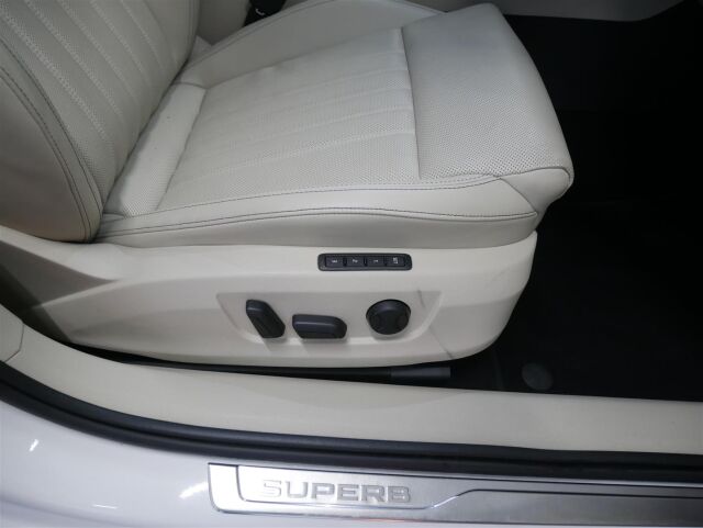 SKODA Superb 2020 1,4 TSI L&K iV DSG Autom.