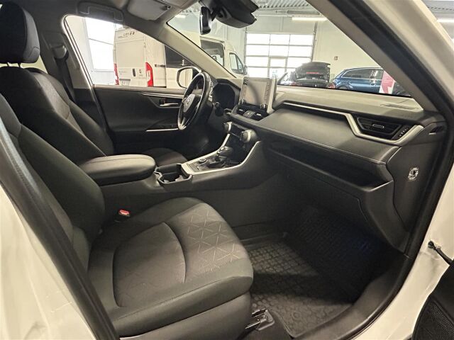 TOYOTA RAV4 2019 2,5 Hybrid AWD-i Active