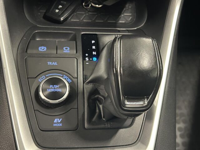 TOYOTA RAV4 2019 2,5 Hybrid AWD-i Active