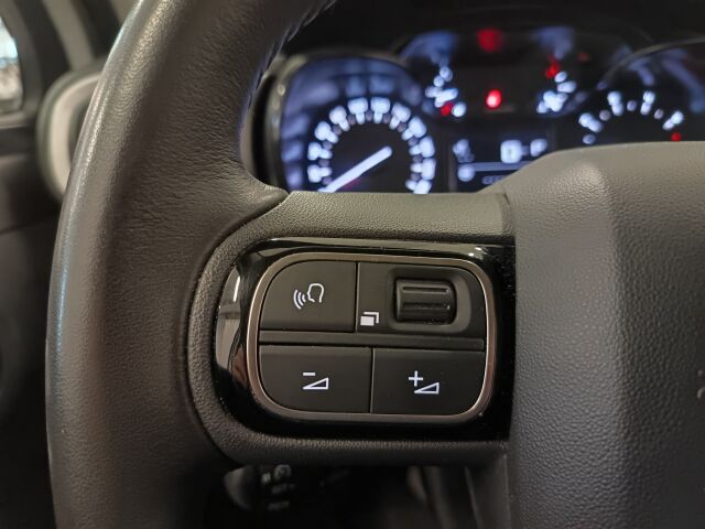CITROEN C3 2022 PureTech 110 Limited Aut.**ON MUUTEN MELEKO VÄHÄNAJETTU ISOMMALLA MOOTTORI