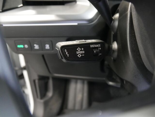 AUDI Q4 e-tron 2023 45 e-tron quattro,1- omisteinen, takuu!