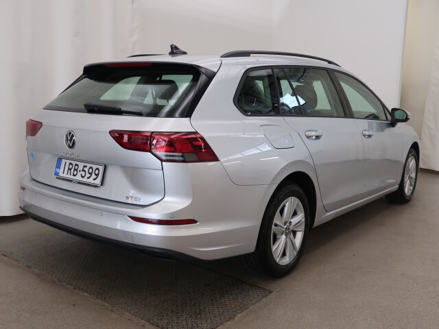 Volkswagen Golf 2023 Variant Comfort Business 1,0 eTSI (MHEV) 81 kW DSG-automaatti