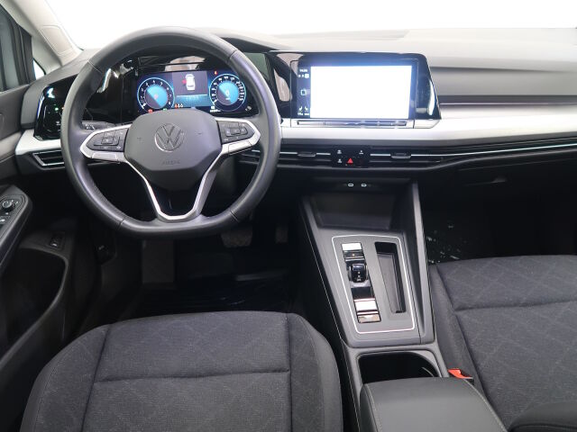 Volkswagen Golf 2023 Variant Comfort Business 1,0 eTSI (MHEV) 81 kW DSG-automaatti