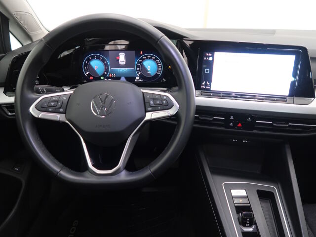Volkswagen Golf 2023 Variant Comfort Business 1,0 eTSI (MHEV) 81 kW DSG-automaatti