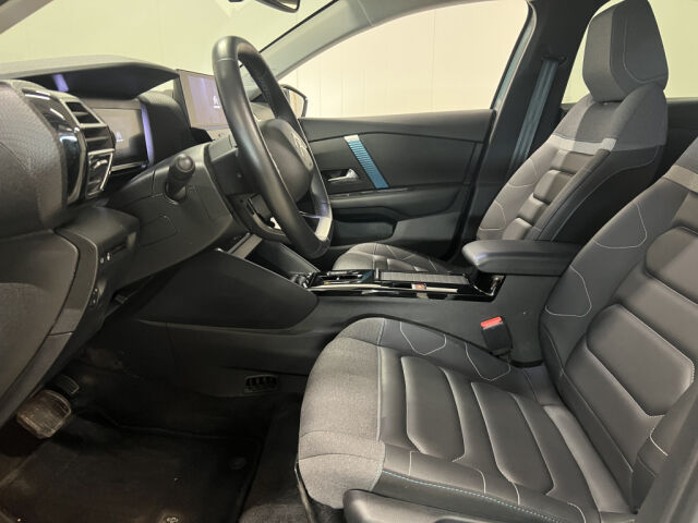 CITROEN E-C4 2023 Full Electric 136 Shine Comfort Selection 50kWh Aut *Juuri huollettu *Adaptiivinen vakionopeudensääd