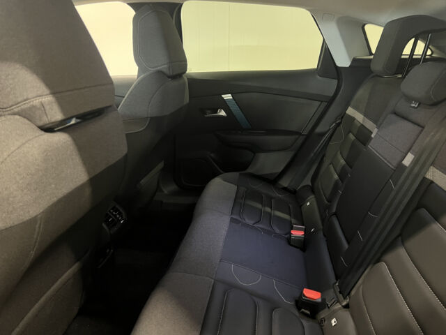 CITROEN E-C4 2023 Full Electric 136 Shine Comfort Selection 50kWh Aut *Juuri huollettu *Adaptiivinen vakionopeudensääd