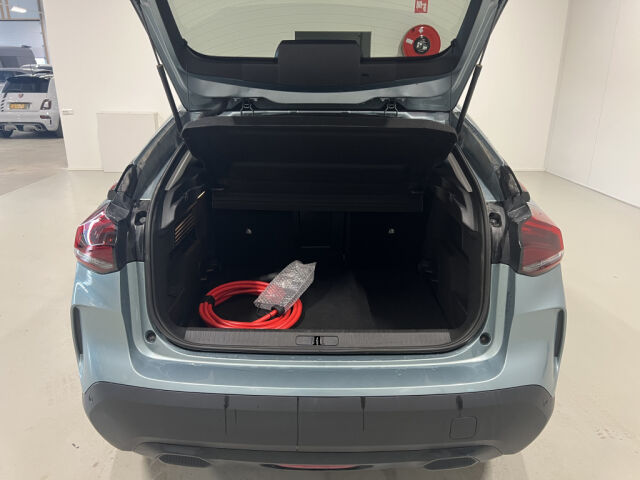 CITROEN E-C4 2023 Full Electric 136 Shine Comfort Selection 50kWh Aut *Juuri huollettu *Adaptiivinen vakionopeudensääd