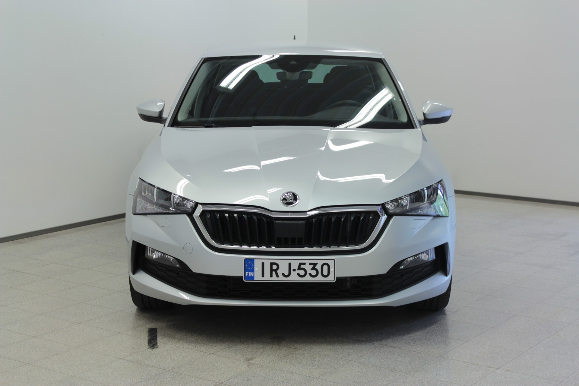 Skoda Scala 1.0 TSI 110 Ambition 2024, photo 2/18
