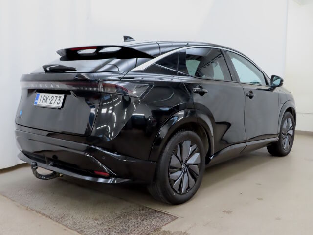 Nissan Ariya 2023 63kWh Advance 2WD