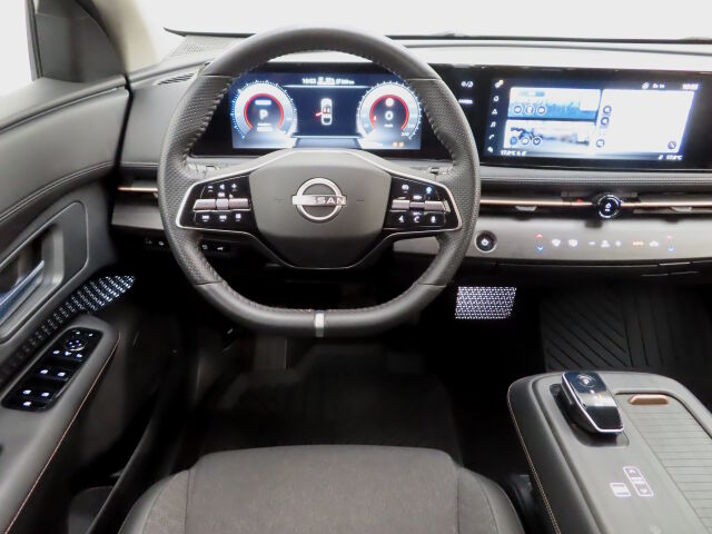 Nissan Ariya 2023 63kWh Advance 2WD