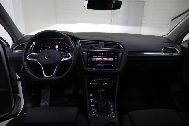 VOLKSWAGEN Tiguan 2023 Style eHybrid 180 kW DSG-automaatti