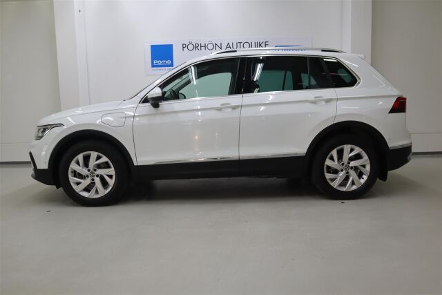 VOLKSWAGEN Tiguan 2023 Style eHybrid 180 kW DSG-automaatti