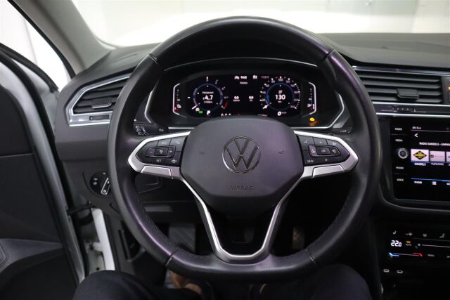 VOLKSWAGEN Tiguan 2023 Style eHybrid 180 kW DSG-automaatti