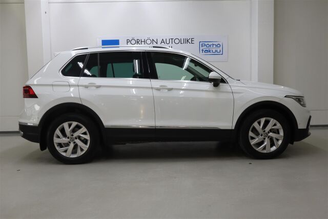 VOLKSWAGEN Tiguan 2023 Style eHybrid 180 kW DSG-automaatti