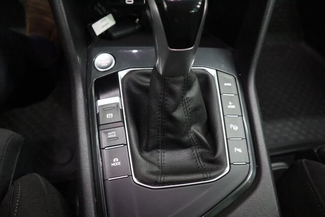 VOLKSWAGEN Tiguan 2023 Style eHybrid 180 kW DSG-automaatti