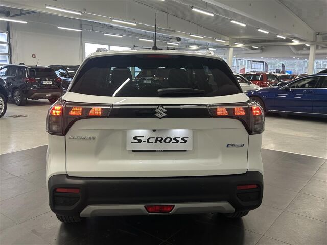 Suzuki S-Cross 2026 1,4 BOOSTERJET 48V HYBRID 4WD GL+ 6AT  *Talvirengaspaketti tähän autoon 499€!*
