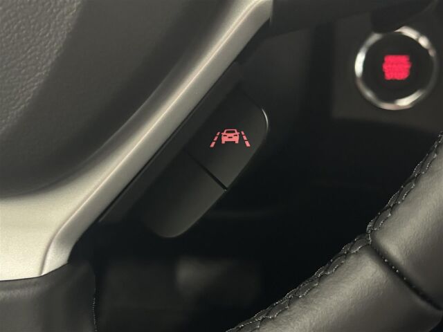 Suzuki S-Cross 2026 1,4 BOOSTERJET 48V HYBRID 4WD GL+ 6AT  *Talvirengaspaketti tähän autoon 499€!*