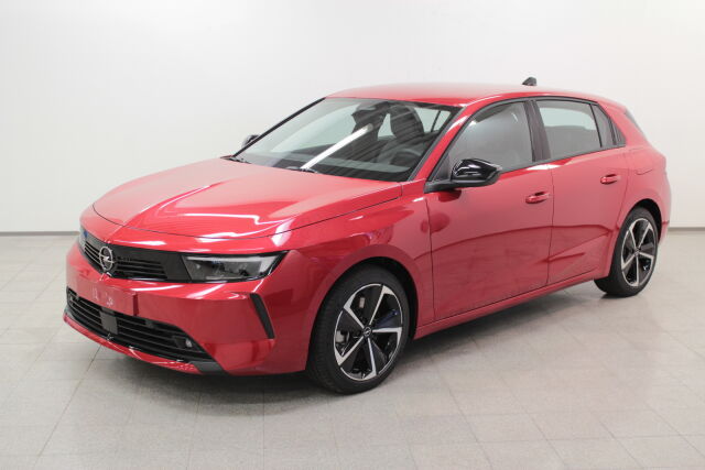 Opel Astra 2023 5-ov Innovation 180 A PHEV