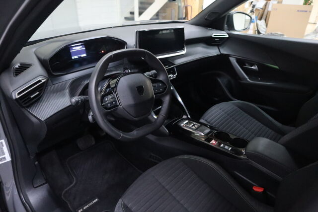 Peugeot e-2008 2023 Active 54 kWh 156 Automaatti