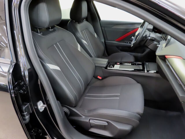 Opel Astra 2022 5-ov GS Line 180 A PHEV