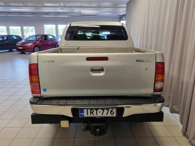 TOYOTA Hilux 2011 Double Cab 3,0 D-4D 4WD 171 SR aut.