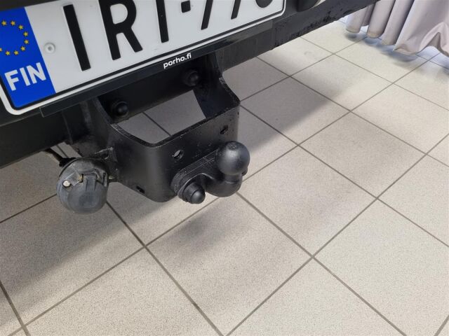 TOYOTA Hilux 2011 Double Cab 3,0 D-4D 4WD 171 SR aut.