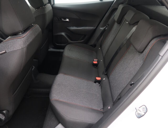 Peugeot 2008 2025 Edition Hybrid 145 Automaatti *Heti toimitukseen!