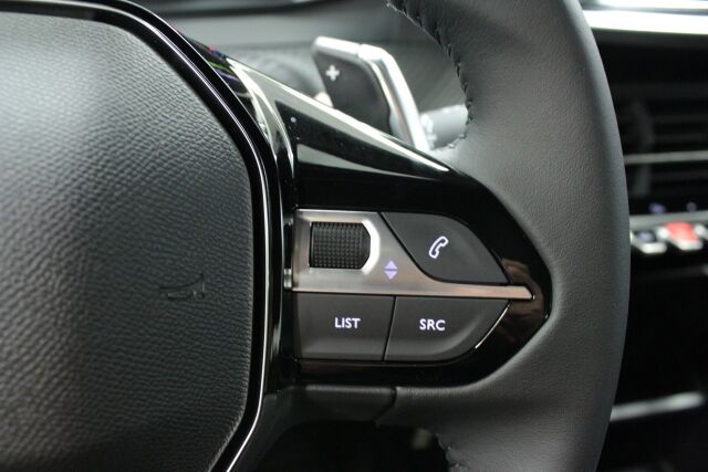 Peugeot 2008 2025 Snowflake Hybrid 145 Automaatti