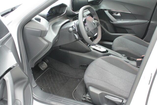 Peugeot 2008 2025 Snowflake Hybrid 145 Automaatti