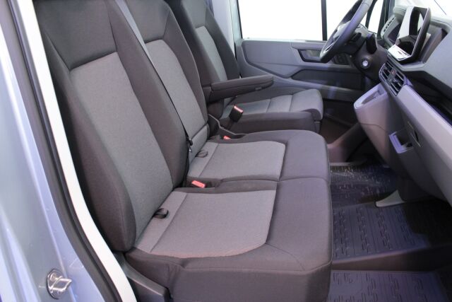 Volkswagen Crafter 2025 35 umpipakettiauto 2,0 TDI 130 kW 4Motion 8at, 4490