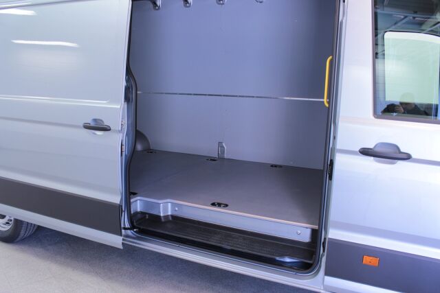 Volkswagen Crafter 2025 35 umpipakettiauto 2,0 TDI 130 kW 4Motion 8at, 4490