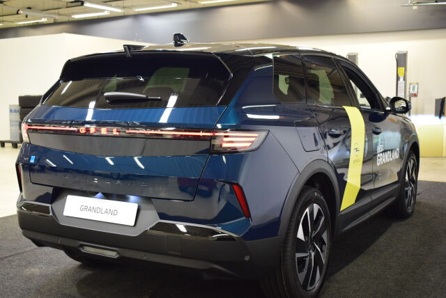 Opel Grandland 2025 Hybrid 136 GS Automaatti * Ajamaton esittelykäytöstä  ! *