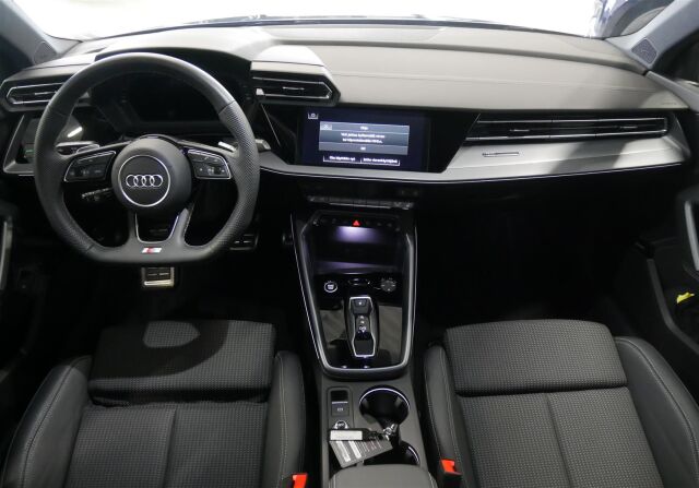 AUDI A3 2025 Sportback 45 TFSI e S line