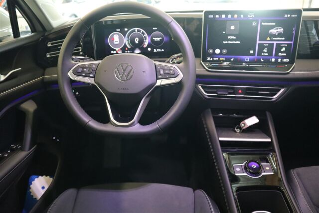 Volkswagen Tiguan 2025 Elegance 75-v Juhlamalli eHybrid 150 kW DSG-automaatti