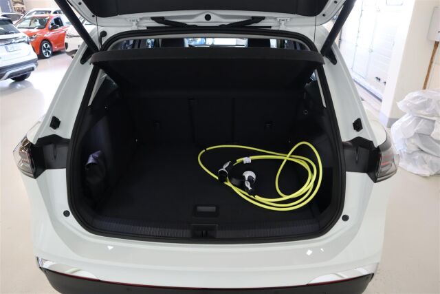 Volkswagen Tiguan 2025 Elegance 75-v Juhlamalli eHybrid 150 kW DSG-automaatti