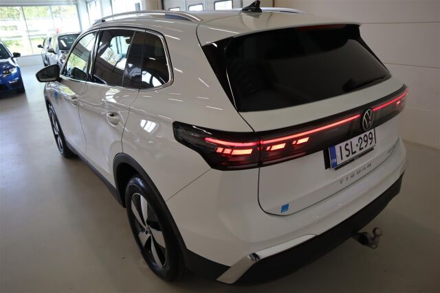 Volkswagen Tiguan 2025 Elegance 75-v Juhlamalli eHybrid 150 kW DSG-automaatti