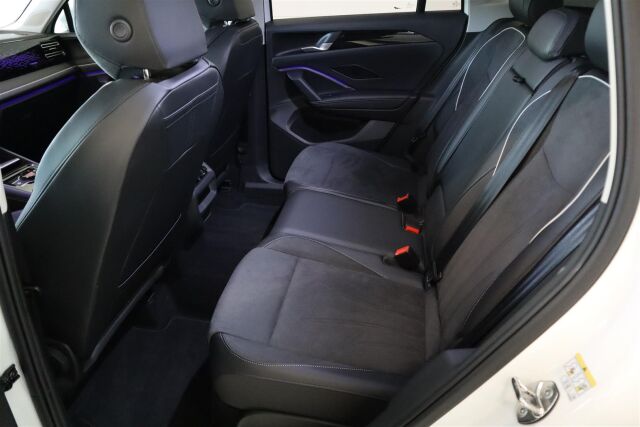 Volkswagen Tiguan 2025 Elegance 75-v Juhlamalli eHybrid 150 kW DSG-automaatti