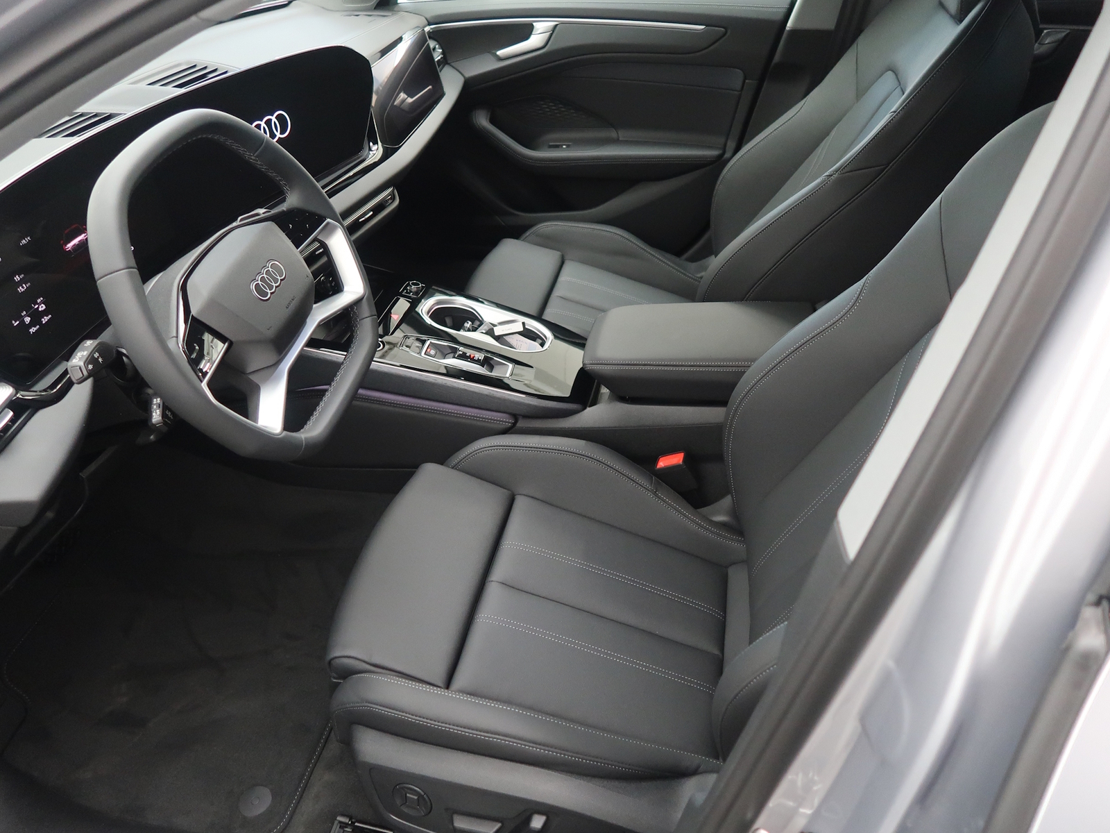 Audi A6 Sedan e-hybrid quattro 2025, bild 5/9