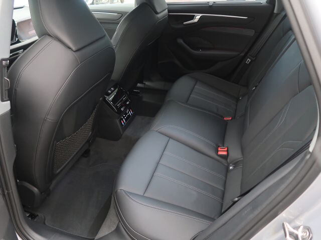 Audi A6 2025 Sedan e-hybrid quattro 220 kW