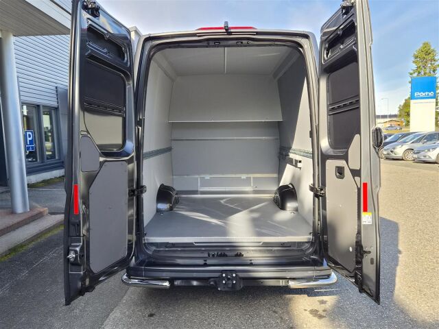 VOLKSWAGEN Crafter 2026 4MOTION XXL 2+3 M-A