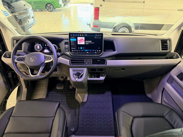 VOLKSWAGEN Crafter 2026 2,0 TDI 130 kW 4Motion 8at, 4490L | Extrapitkä ajamaton retkis nopeaan toimitukseen |
