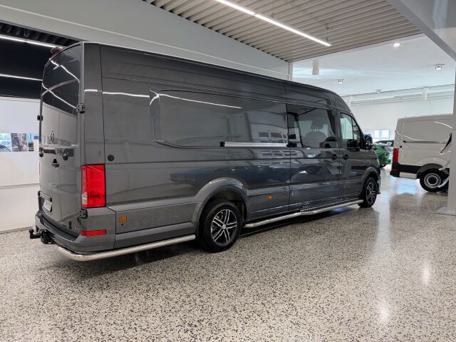 VOLKSWAGEN Crafter 2026 2,0 TDI 130 kW 4Motion 8at, 4490L | Extrapitkä ajamaton retkis nopeaan toimitukseen |