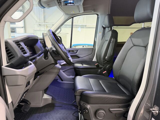 VOLKSWAGEN Crafter 2026 2,0 TDI 130 kW 4Motion 8at, 4490L | Extrapitkä ajamaton retkis nopeaan toimitukseen |
