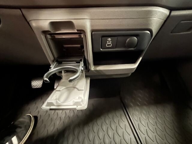 Volkswagen Transporter 2026 Pitkä umpipakettiauto 2,0 TDI 110 kW 4Motion, Automaatti