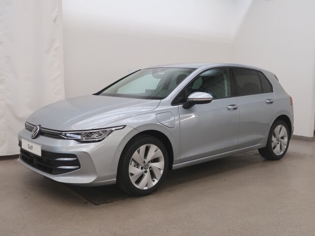 Volkswagen Golf 2025 Comfort 75-v Juhlamalli eHybrid 150 kW (PHEV) DSG-automaatti