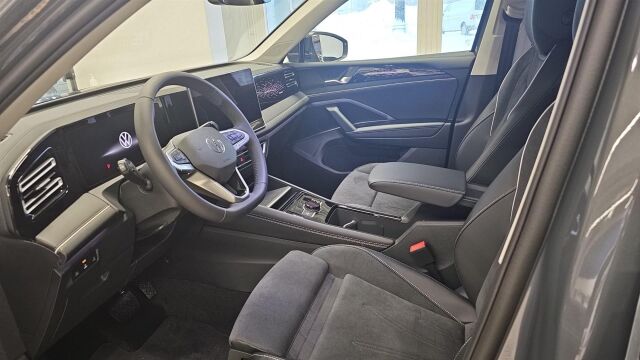 Volkswagen Tiguan 2026 Elegance 75-v Juhlamalli eHybrid 150 kW DSG-automaatti, Heti Toimitukseen!