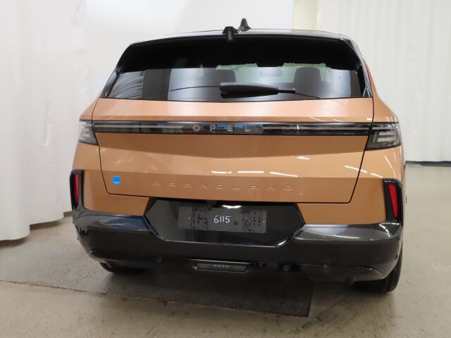 Opel Grandland 2025 GSe 73kWh 325 4WD Automaatti *Huippu varusteet *Heti toimitukseen